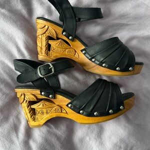 Lucky Lou rockabilly wedge sandals